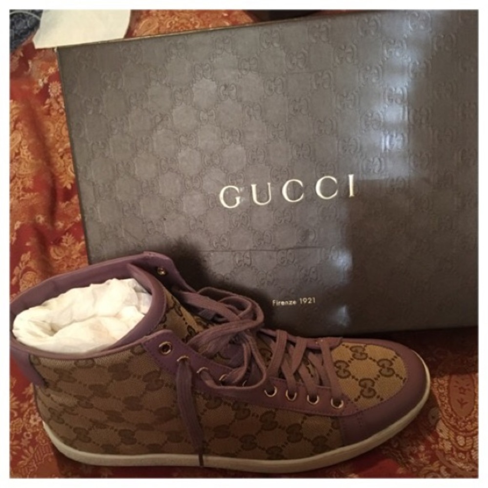 Authentic Gucci sneakers size 40+